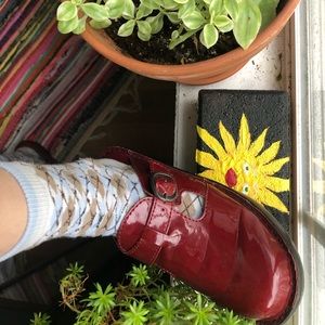 ❂ SOLD VTG Clog Shoes